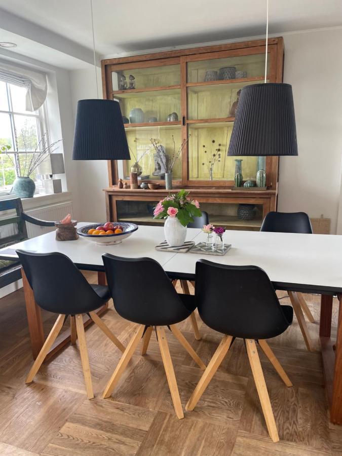 Cool Familyhome Close To The Beach W Two Cuddly Cats Espergaerde Ngoại thất bức ảnh